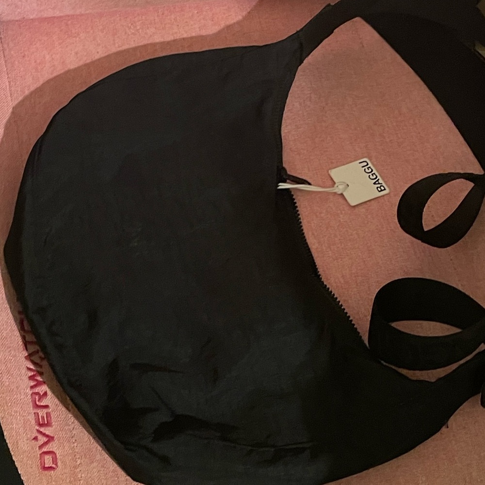 Baggu Medium Crescent Nylon bag